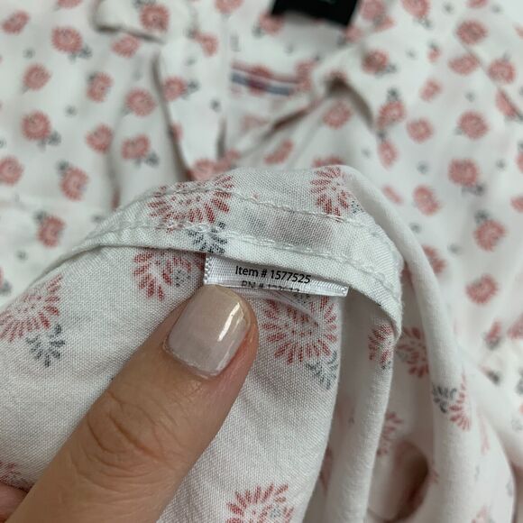 Jachs Girlfriend New York Blouse Womens XS Extra Small White Floral Button Front - Picture 9 of 12